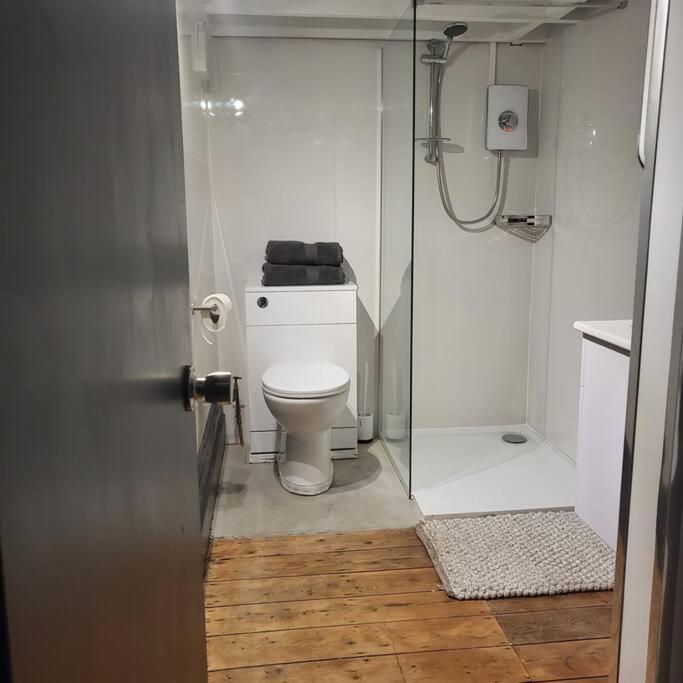 21 Mini Loft Apartment - Great Location - Comfy King Size Bed Brighton Exteriör bild